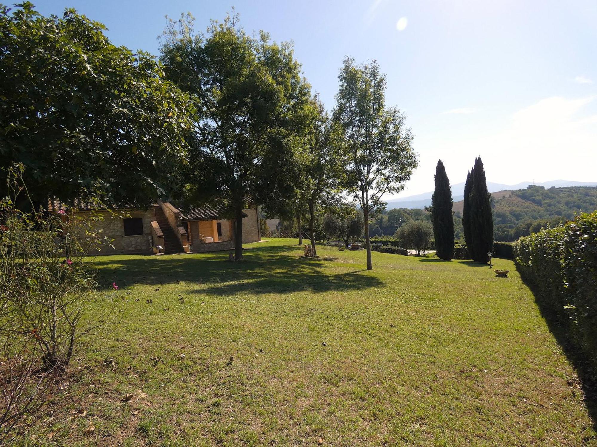 Scappo In Umbria, La Dolce Godera * Lugnano in Teverina