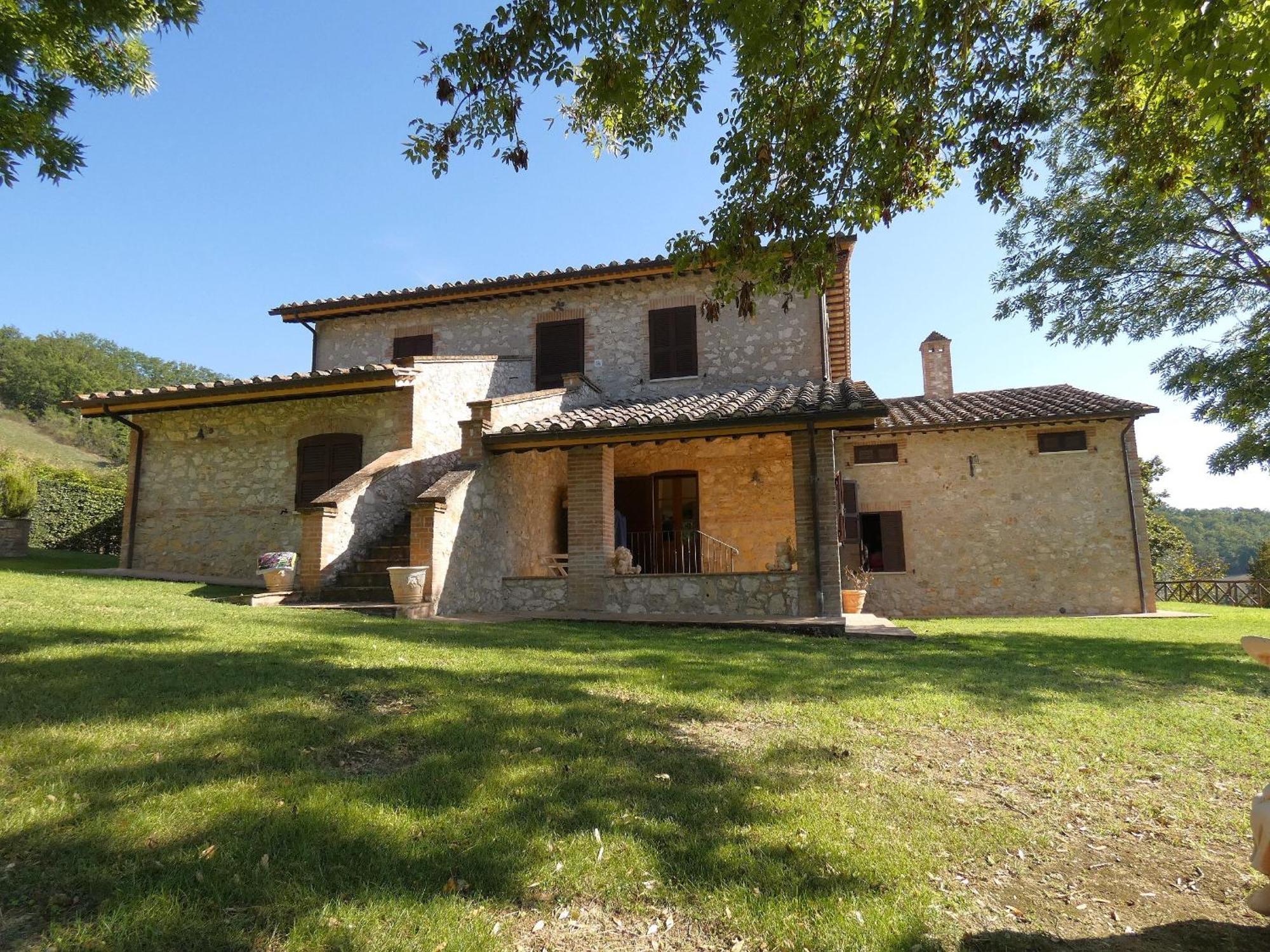 Scappo In Umbria, La Dolce Godera