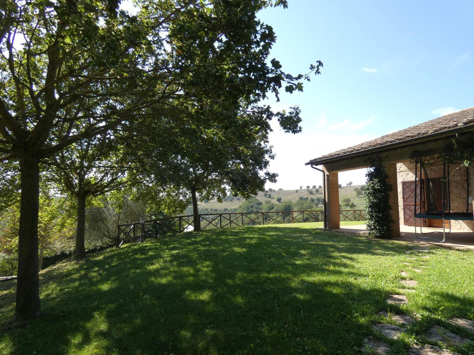 Scappo In Umbria, La Dolce Godera